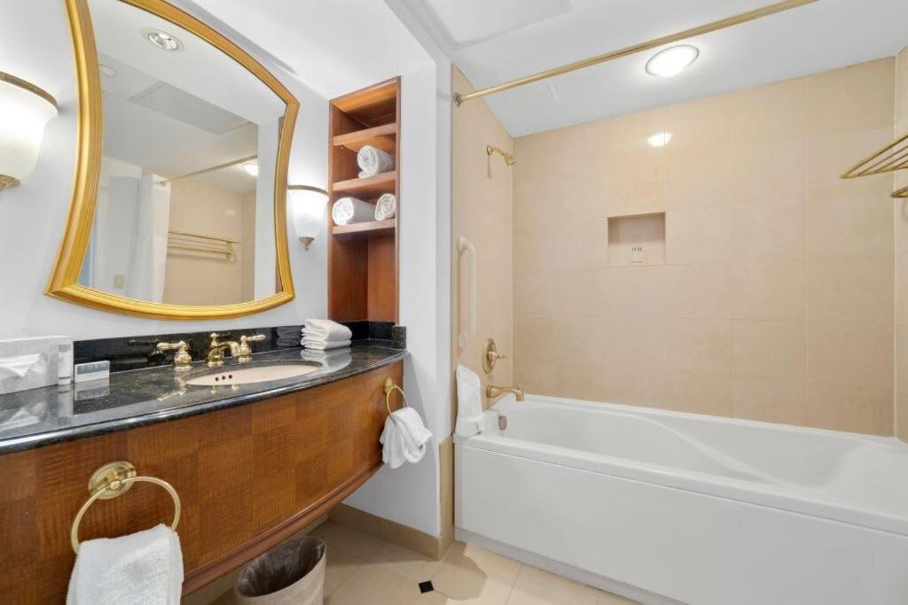Huge Beachfront Condo Cozysuites At Showboat Atlantic City Eksteriør billede