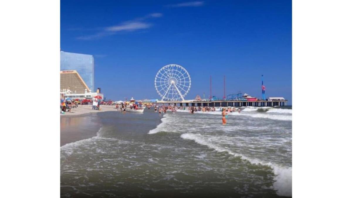 Huge Beachfront Condo Cozysuites At Showboat Atlantic City Eksteriør billede